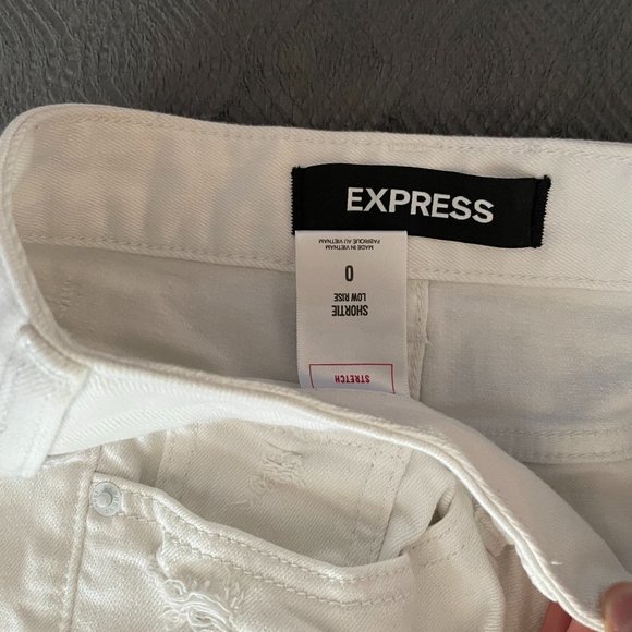 Express White Denim Shorts - Picture 5 of 5